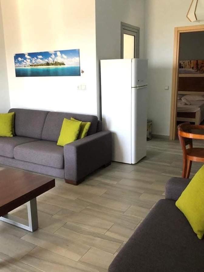 Spyridoula'S Guest House Himare Exterior photo