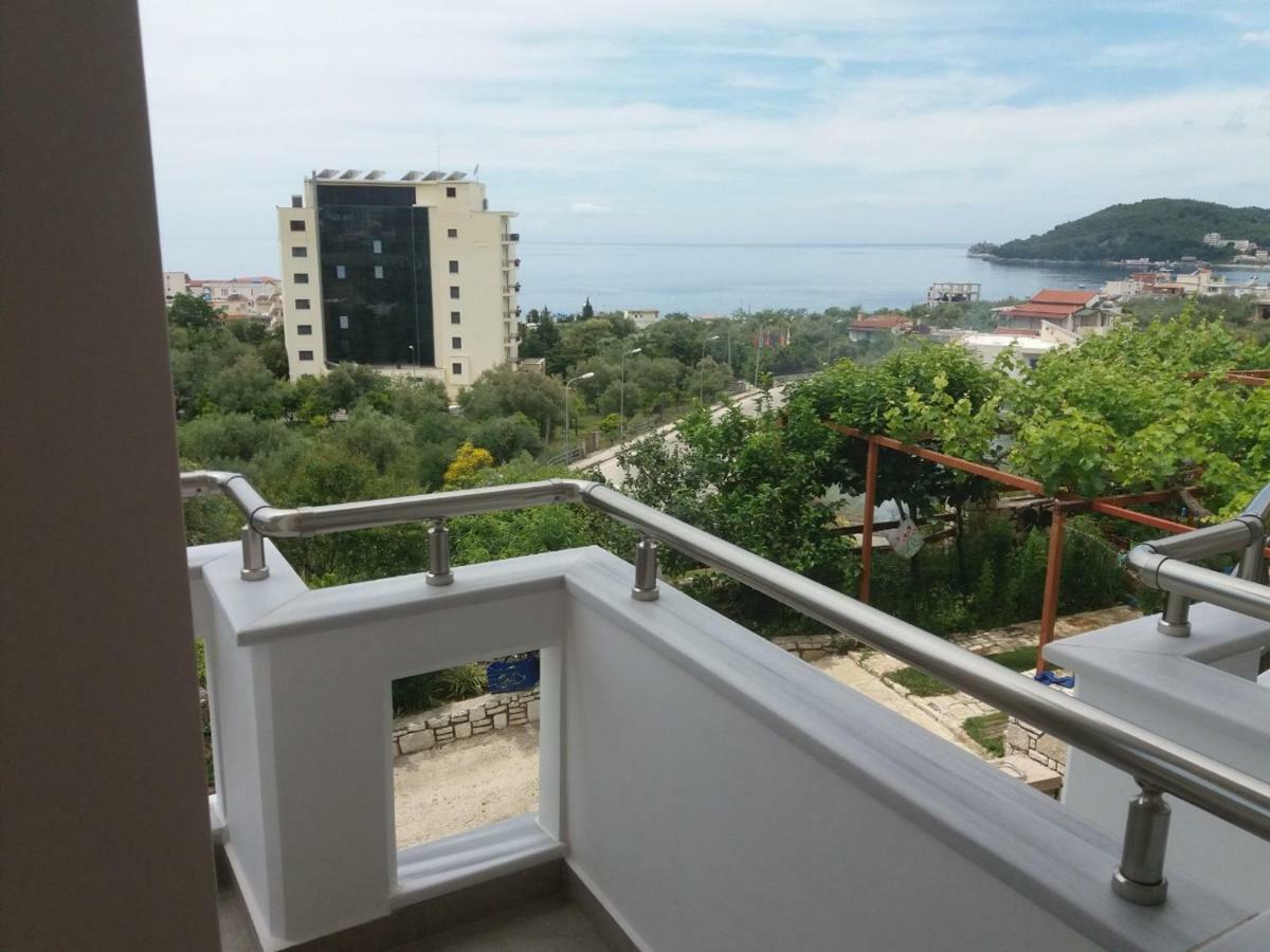 Spyridoula'S Guest House Himare Exterior photo