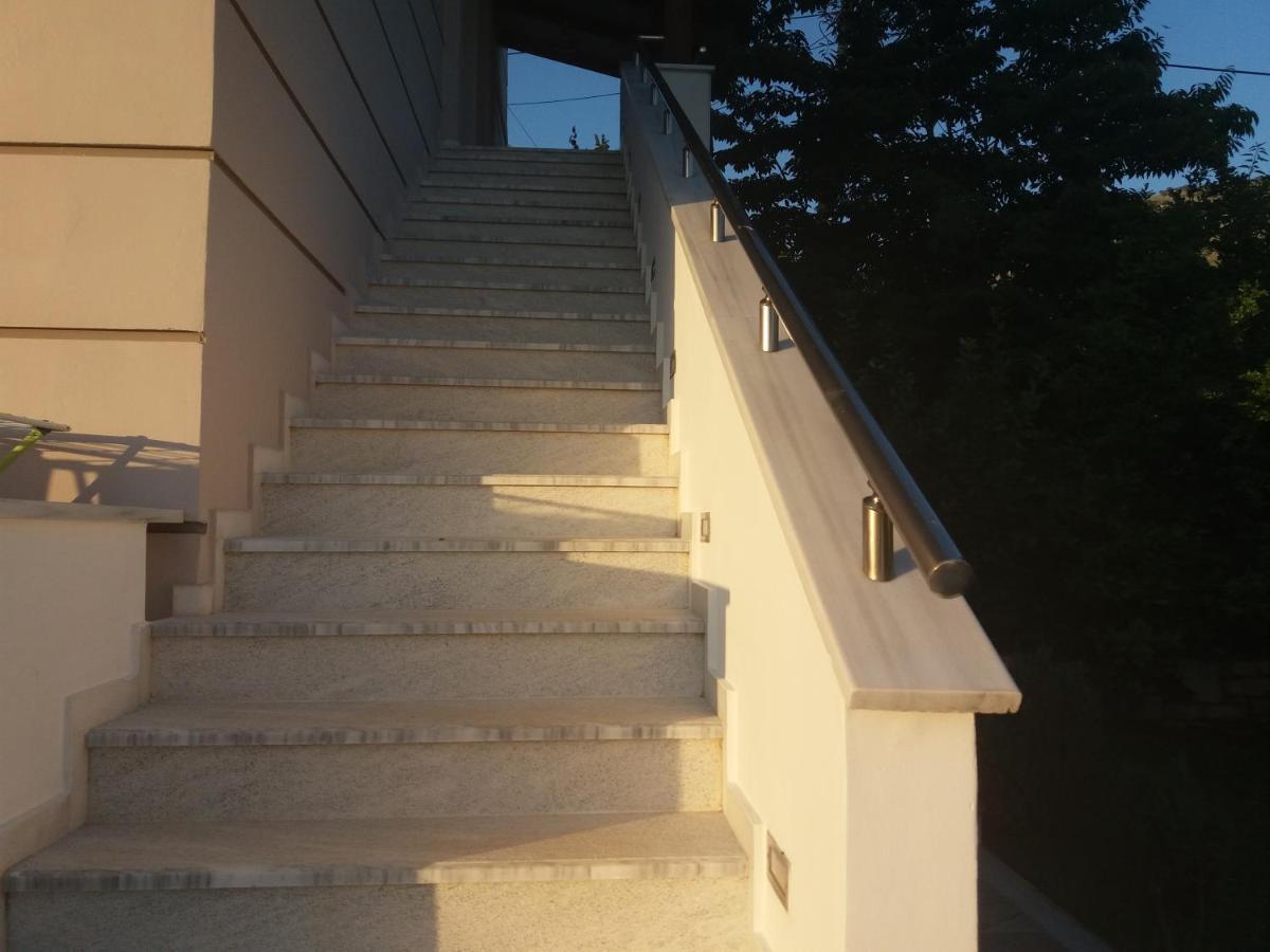 Spyridoula'S Guest House Himare Exterior photo